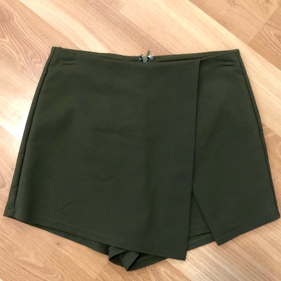 Superdown Olive Green Wrap Skort - Picture 2 of 3